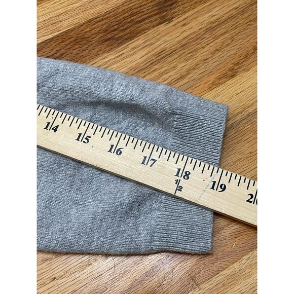 Anthropologie HWR Monogram Women's M Gray Tunic Button Tree Sweater Asymmetric‎ - Picture 8 of 10